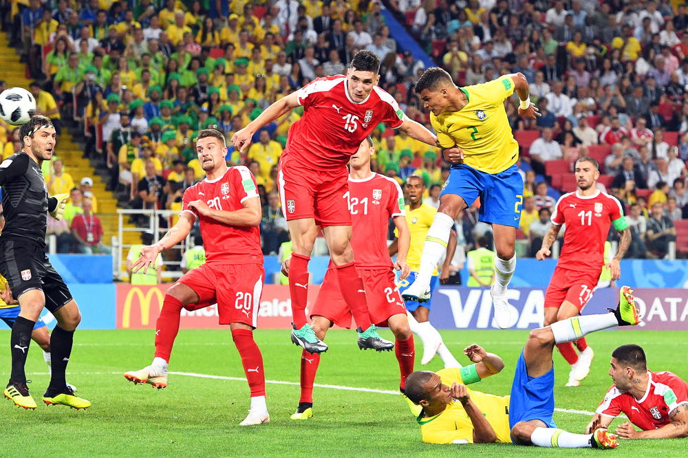 NIJE IM BILO DOSTA ONO PROTIV ŠVAJCARSKE! Srbija debelo oštećena protiv Brazila, sudija se opet oglušio o VAR! (FOTO)