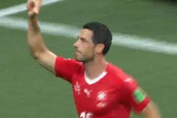 DŽEMAILIJEVA PROSLAVA GOLA IZAZVALA JE VIŠE POLEMIKE OD DVOGLAVIH ORLOVA: On je sinoć OBJASNIO šta znači znak koji je pokazao!