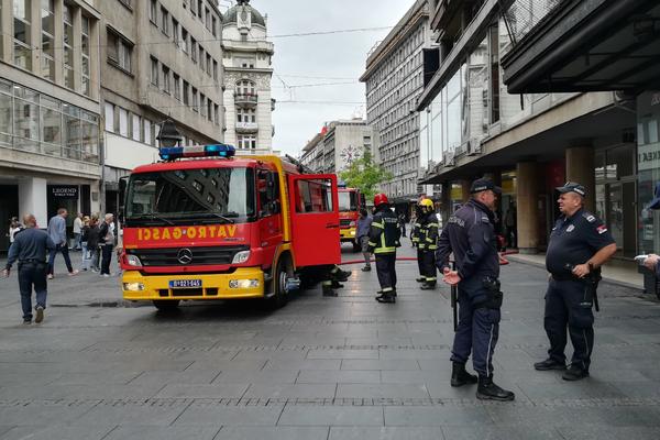 DRAMA U CENTRU BEOGRADA: Požar na Trgu Republike, ima povređenih! (FOTO)