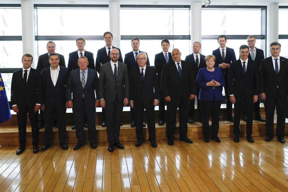 DA LI ĆE MIGRANTSKA KRIZA SRUŠITI EVROPSKU UNIJU? Samit u Briselu liderima donosi NAJTEŽI IZAZOV!