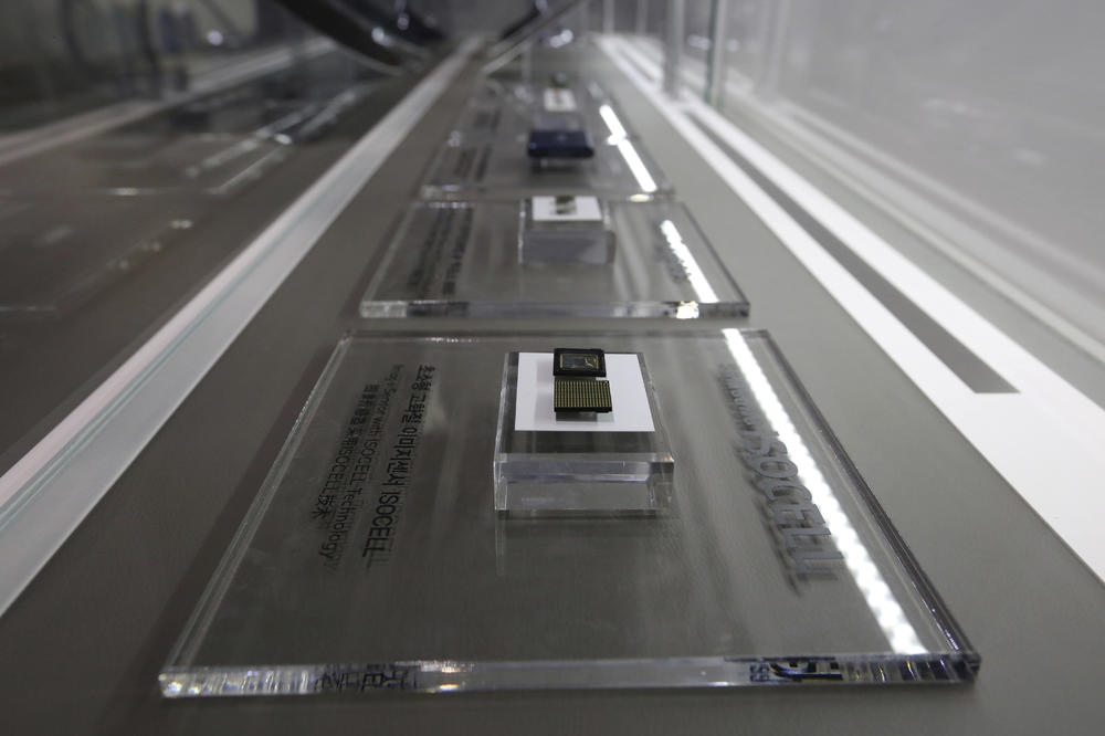 DA LI BISTE PRISTALI NA OVO? Građani evropske zemlje masovno ugrađuju ČIPOVE pod kožu, a evo za šta sve služe!