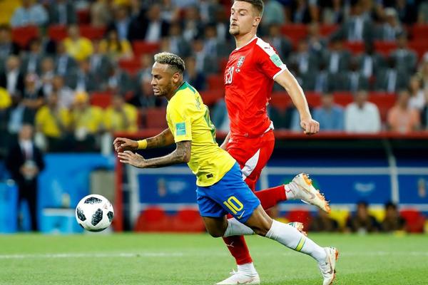 KAKO KLINCI TRENIRAJU DA BI POSTALI KAO NEJMAR?! Pred vama je snimak zbog kog se planeta valja od smeha! (VIDEO)