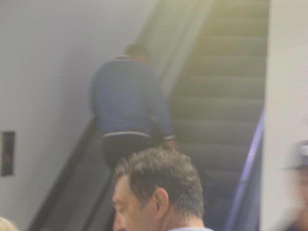 Mladen Krstajić odlazi sa suzama u očima  