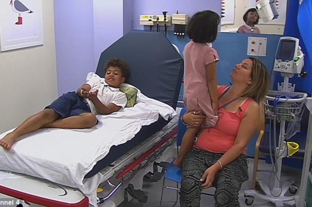 SIN IZBLAMIRAO MAJKU: Pitao ju je šta je to DEVICA, a kada mu je odgovorila, usledio je NOVI ŠOK! (VIDEO)