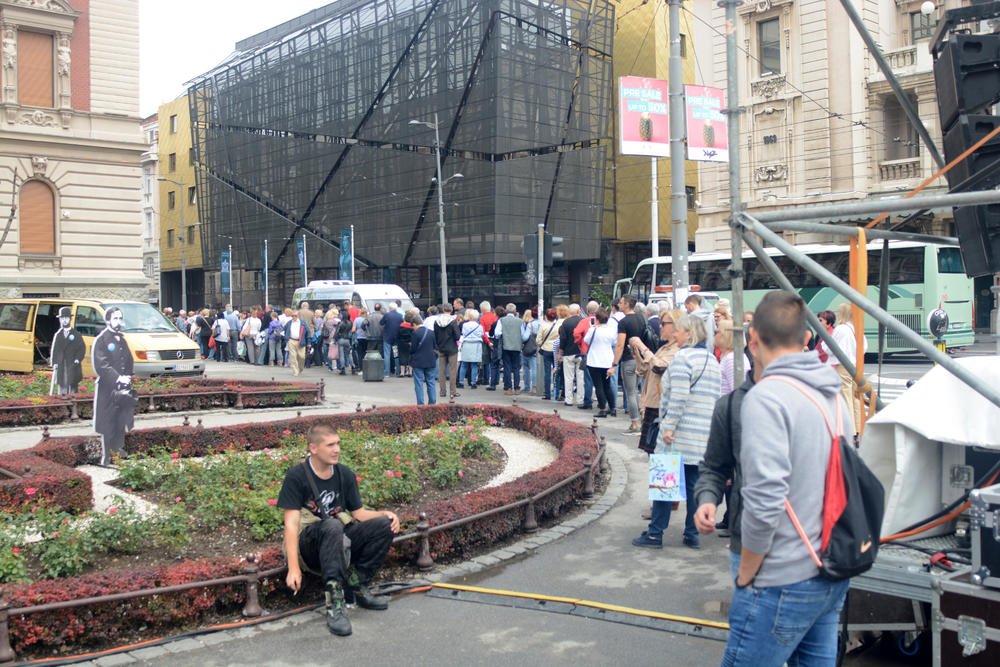 Gužva ispred Narodnog muzeja  