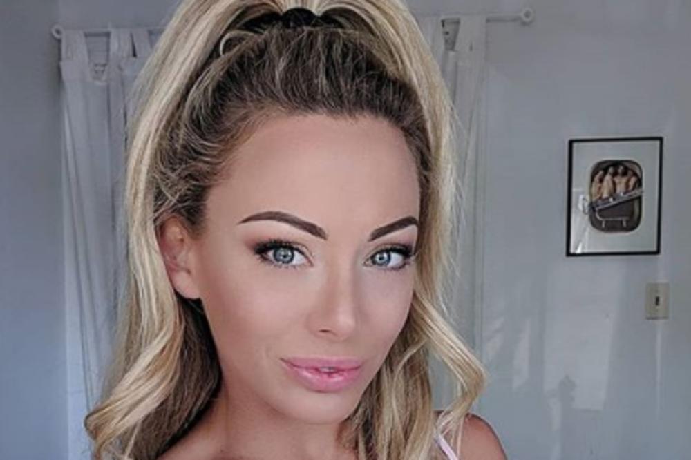 Radila je kao čuvarka, a onda je odlučila da postane ZVEZDA FILMOVA ZA ODRASLE! (FOTO)