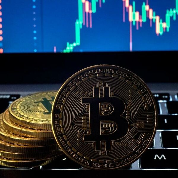 DRUGA KRIPTOVALUTA POSTIŽE REKORDNU VREDNOST: Eksperti ističu da će nastaviti da raste, bitkoin je mala beba?!