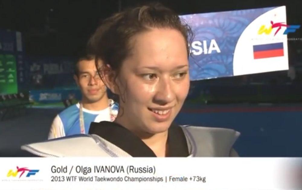 Olga Ivanova daje izjavu nakon pobede u finalnoj borbi