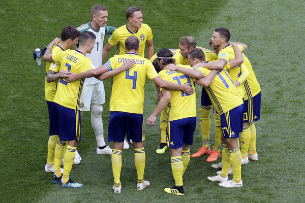 LEPE VESTI ZA ORLOVE: Švedska bez fudbalera iz Premijer lige dočekuje Srbiju!