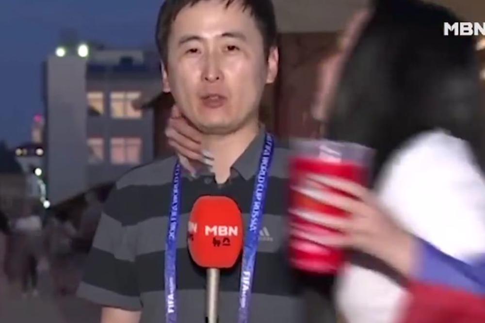 MOŽDA JESTE SEKSUALNO UZNEMIRAVANJE, ALI MU JE SIGURNO BILO LEPO: Ruskinje spopale novinara usred javljanja uživo! (VIDEO)