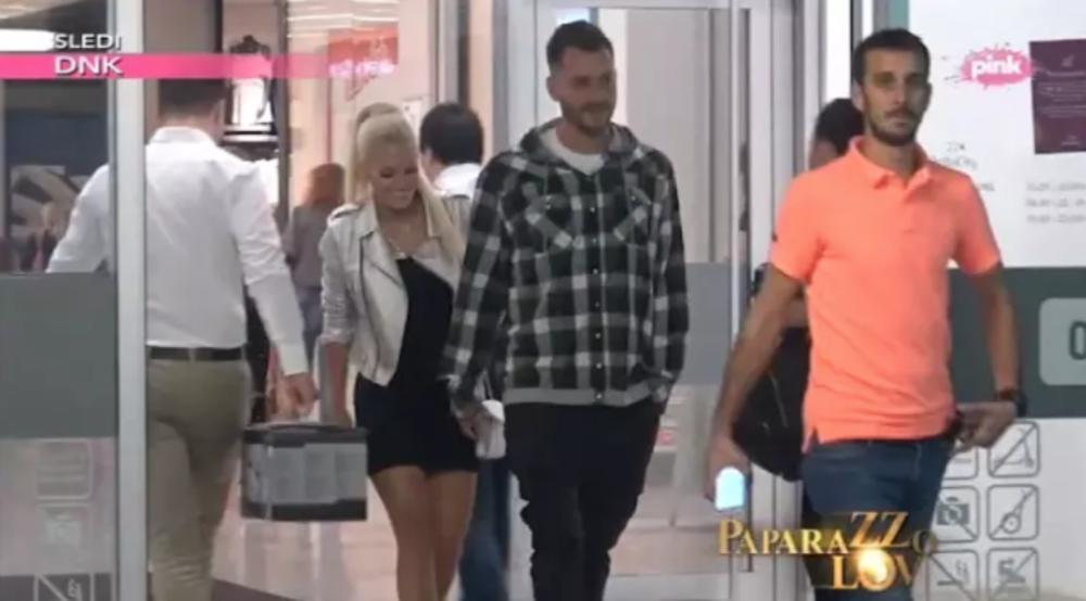 Da li se Sara i Vojke spremaju na veliki korak?  