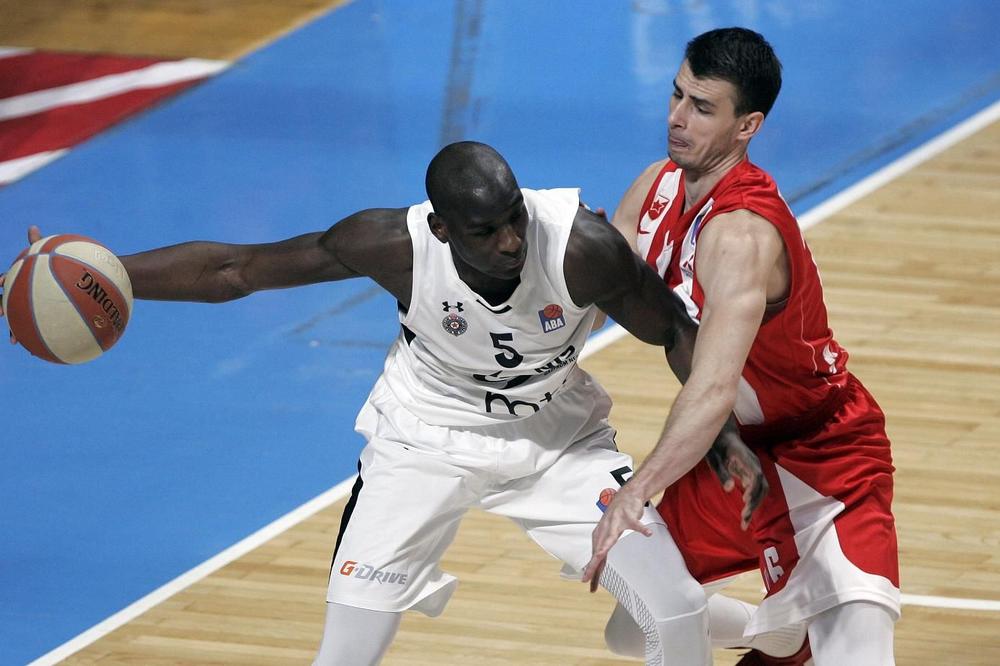 PARTIZAN NUDIO DANGUBIĆU OZBILJNE PARE: Zbog njegovog odgovora, Delije će početi masovno da ga tetoviraju kod srca!