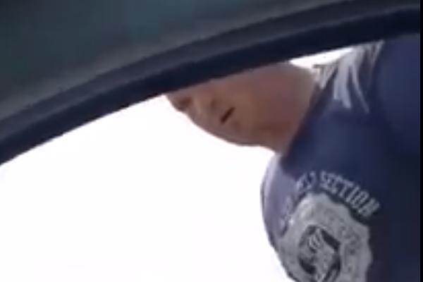 LETELE PESNICE: TAKSISTA u Dubrovniku napao UBEROVCA! (VIDEO)