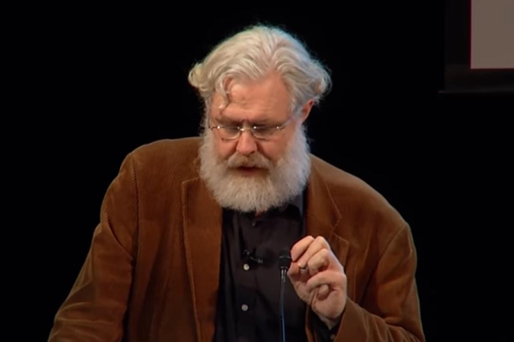 TAJNA VEČNOG ŽIVOTA JE U SVINJAMA: Ovaj profesor tvrdi da ćemo uskoro LEČITI SVE BOLESTI uz pomoć ovih životinja! (VIDEO)