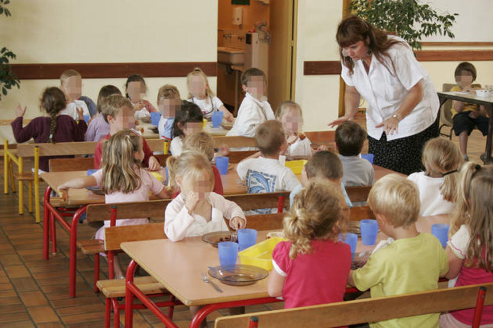 U SRPSKIM VRTIĆIMA BUKTI EPIDEMIJA, A NIJE KORONA: Raste broj zaražene dece, rizik imaju i NEVAKCINISANI roditelji