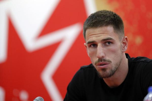 POSTOJE NEKE STVARI OKO MOG TRANSFERA KOJE NIKO NEĆE SAZNATI: Degenekove reči će veoma uzburkati zvezdašku javnost!