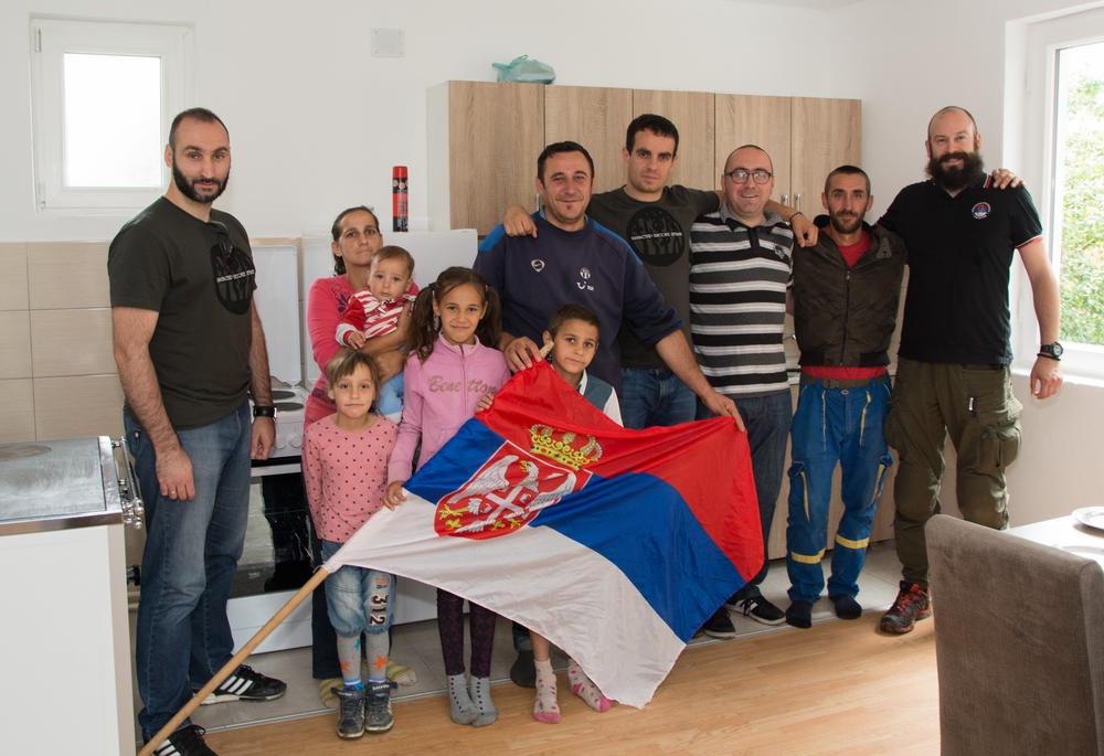Šestočlana porodica Pržić sa Kosova   