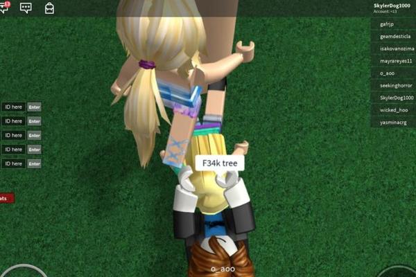 MOJA ĆERKA JE NASILNO SILOVANA OD STRANE DVA MUŠKARCA: Revoltirana majka digla zemlju na noge zbog popularne igrice koju igraju deca i u Srbiji! (FOTO)