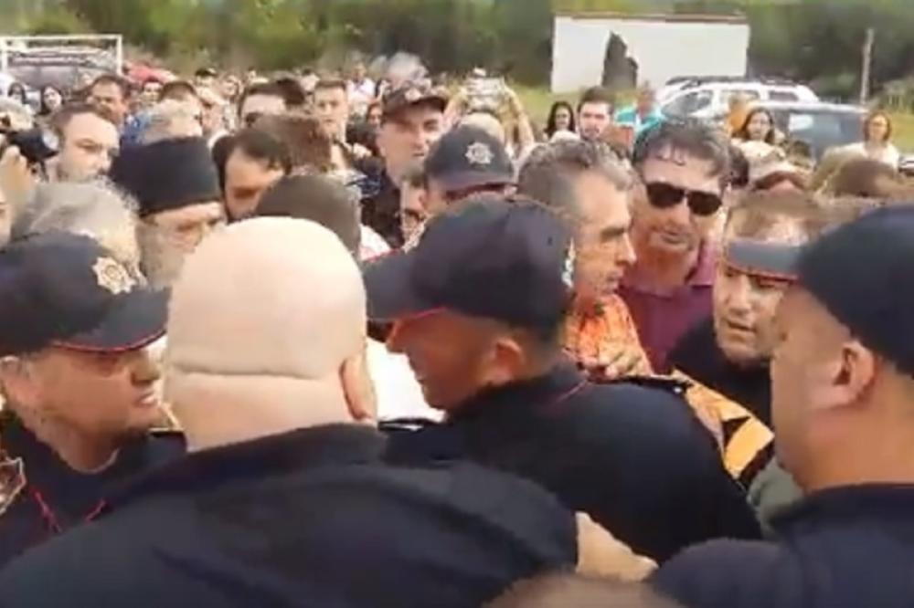 ALBANCI NAPALI AMFILOHIJA: Haos u Ulcinju, umalo da se dogodi krvoproliće! Scene nasilja obišle region! (VIDEO)