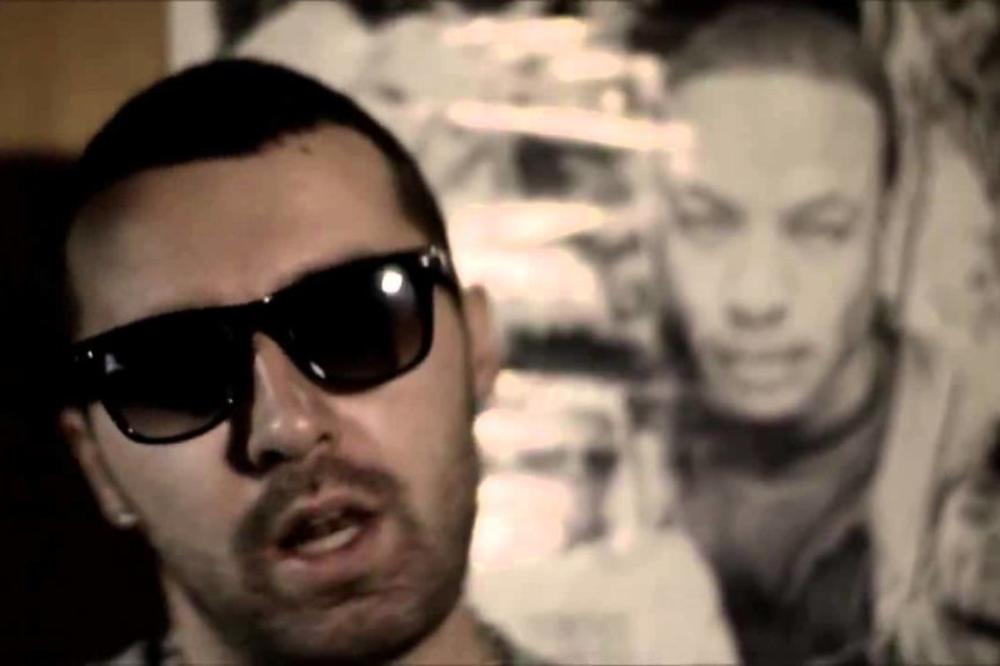 DA LI IMATE PREDSTAVU KO SU OVI FRAJERI? Sada su najveće ZVEZDE na BALKANU imaju brade i skoro su ISTI: Ovako su izgledali Jala i Buba na početku karijere! (FOTO)(VIDEO)