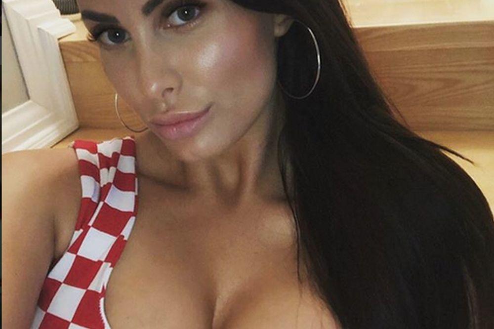 VIDO, SVE TI JE OPROŠTENO! Skinula se žena hrvatskog fudbalera, ono što je pokazala moglo bi da pomiri i najljuće neprijatelje! (FOTO)