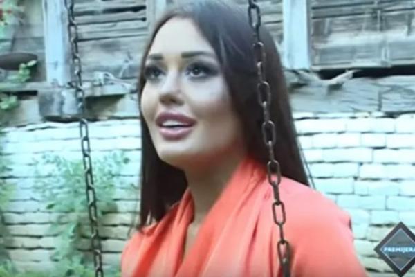 ANA KORAĆ BRUTALNO IZVREĐALA JANJUŠA! Pobegao preko OGRADE, pa iz zemlje!