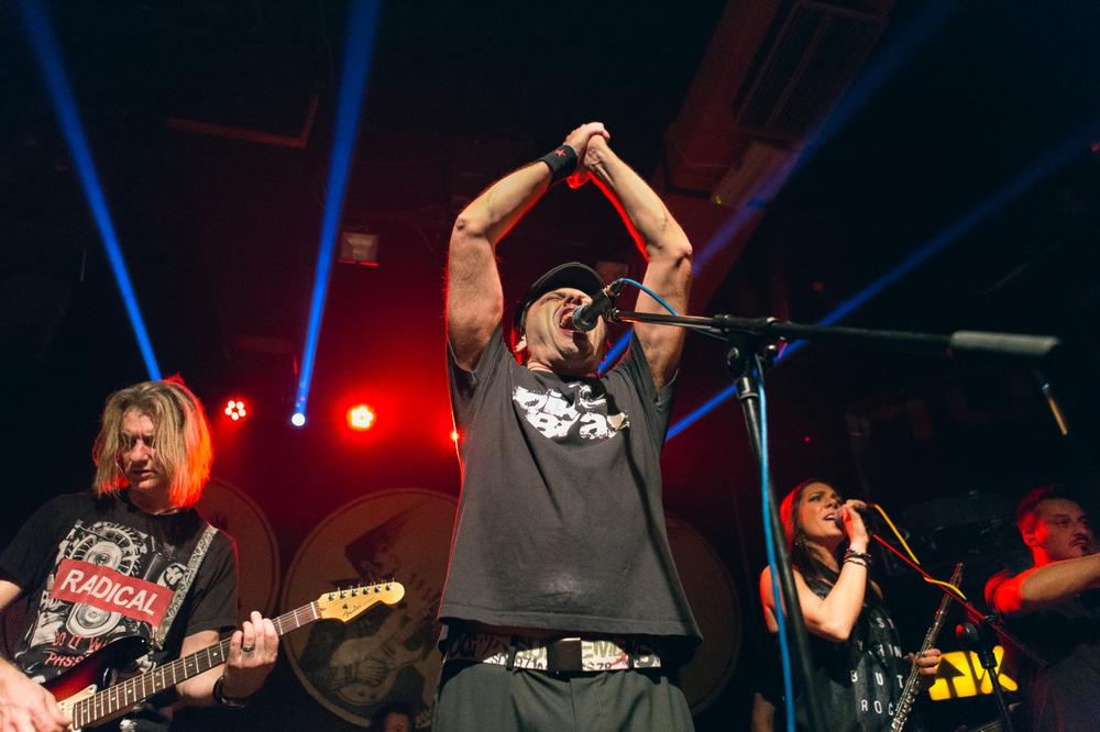 Spremite se za dva sata vruće svirke: Zabranjeno pušenje stiže u Kuršumliju