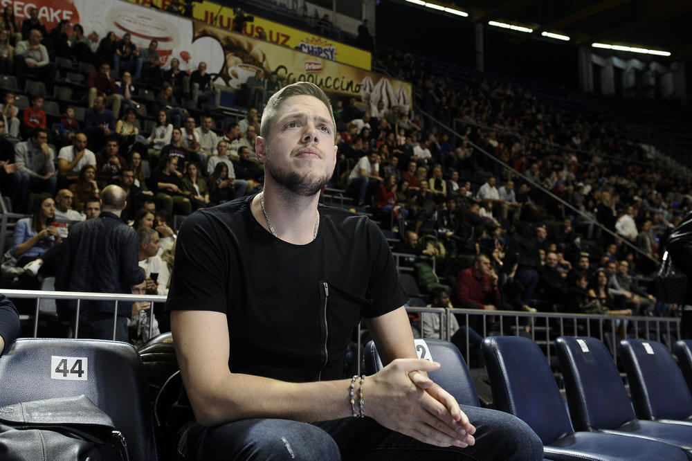 VRAĆA LI SE ŠTIMAC U ZVEZDU? U nedelju se pojavila vest, u ponedeljak se oglasio i sam centar!