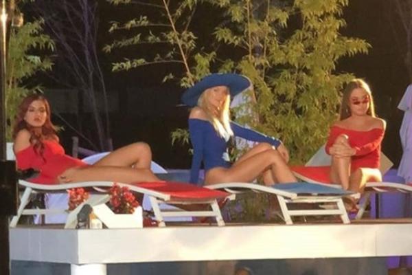 KIJA BUKVALNO POKIDALA! Evo kako izgleda pobednica rijalitija u svom PRVOM SPOTU i to sa Ministarkama! (VIDEO)