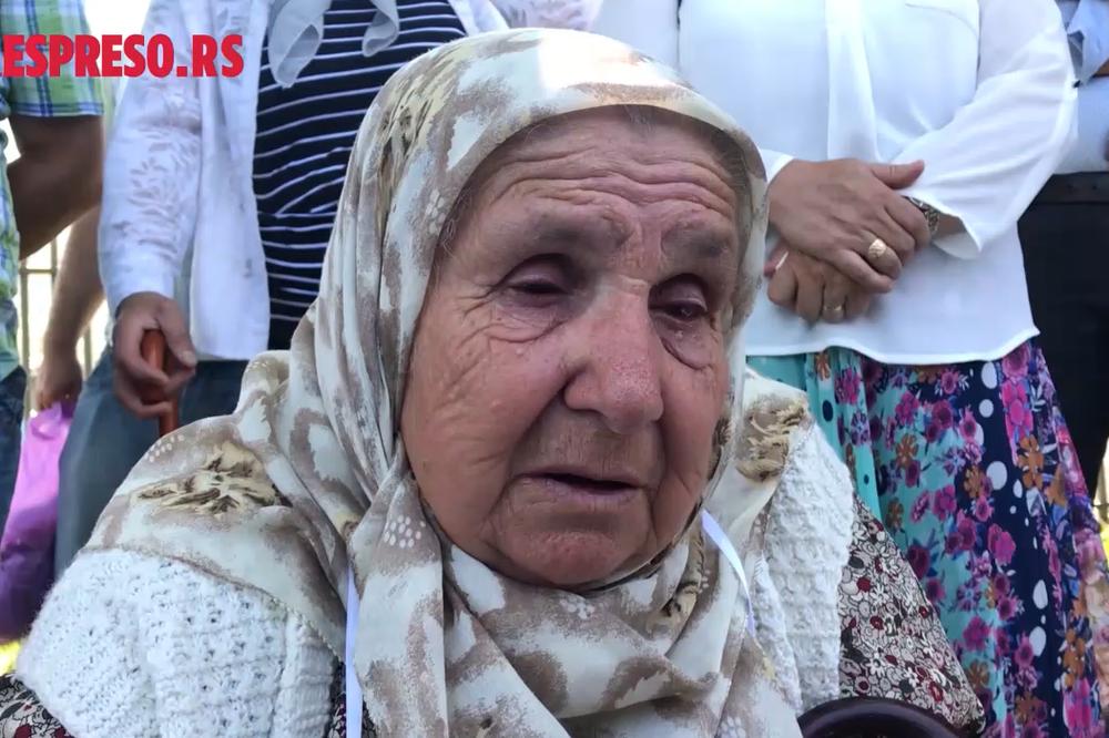 ŠUHRINI JECAJI ODZVANJALI SU POTOČARIMA! Ova majka je u Srebrenici pokopala trećeg sina, a njene suze pred našim kamerama POKAZUJU BESMISAO RATA (VIDEO)
