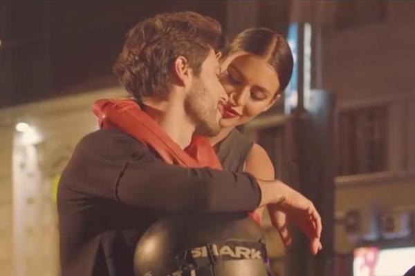 SREĆNO JE ZALJUBLJENA, ALI NIKO NE ZNA KO JE OSVOJIO NJENO SRCE: Anastasija Ražnatović otkrila zašto svog dečka KRIJE kao zmija noge (VIDEO)