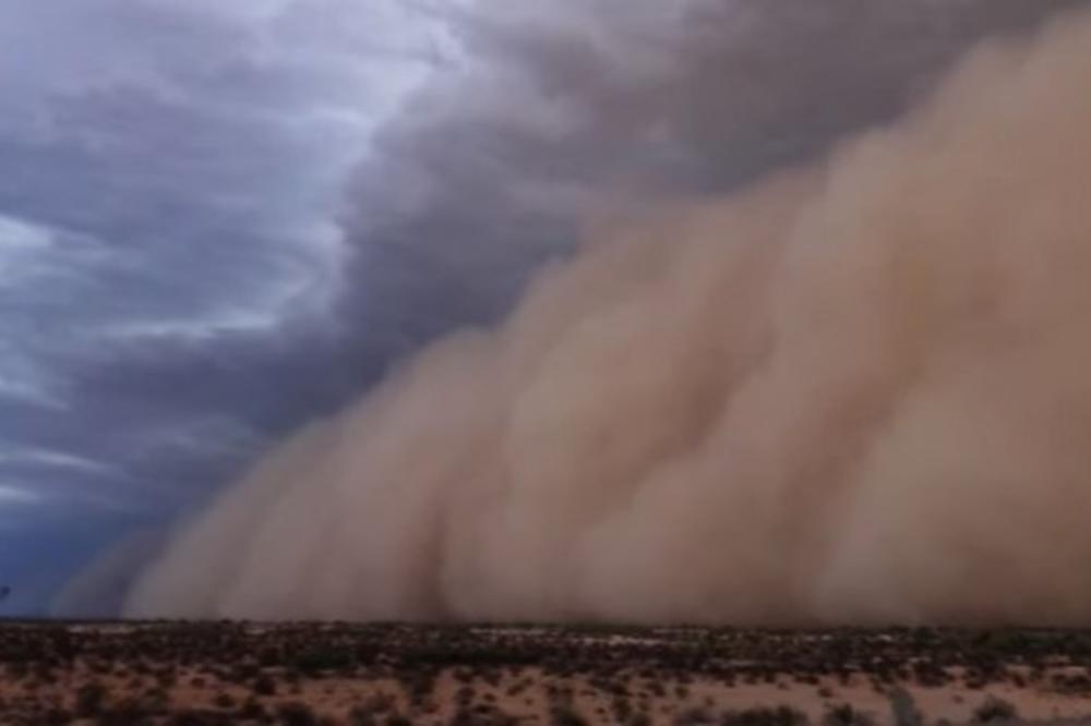 ŠOKANTAN SNIMAK! Evo kako peščana oluja GUTA jednu državu za samo par MINUTA! (VIDEO)