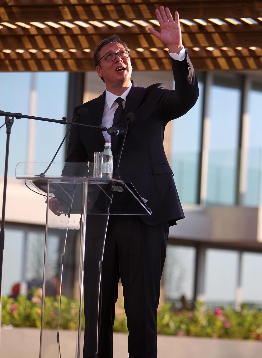 Aleksandar Vučić je ponovo čestitao i Novaku Đokoviću  