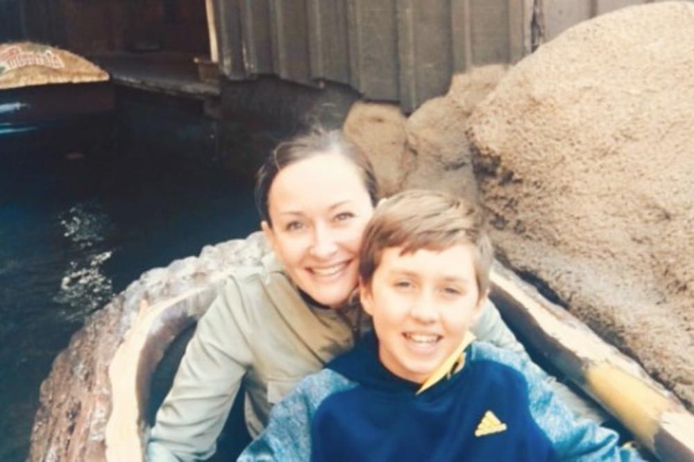 SUZE SAME NAVIRU: Reči kojima su se oprostili od Srpkinje i njenog sina koje je ubio naučnik kidaju dušu!