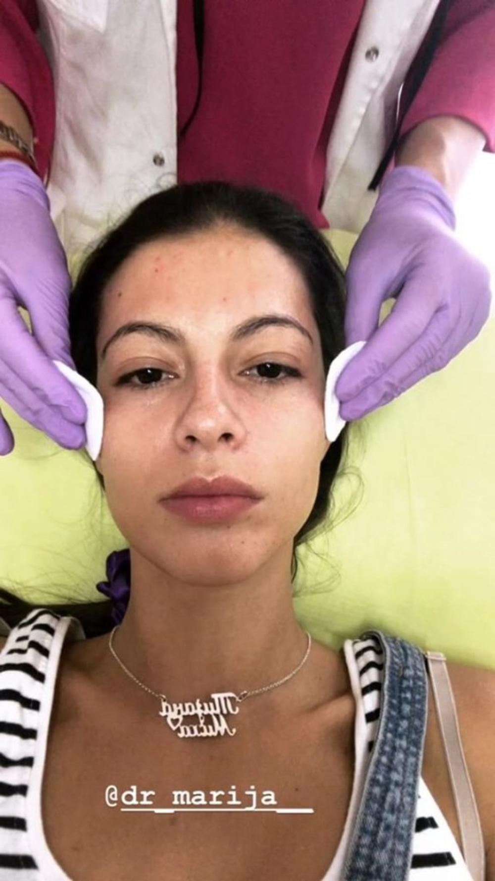 Tijana Stoisavljević bez šminke  