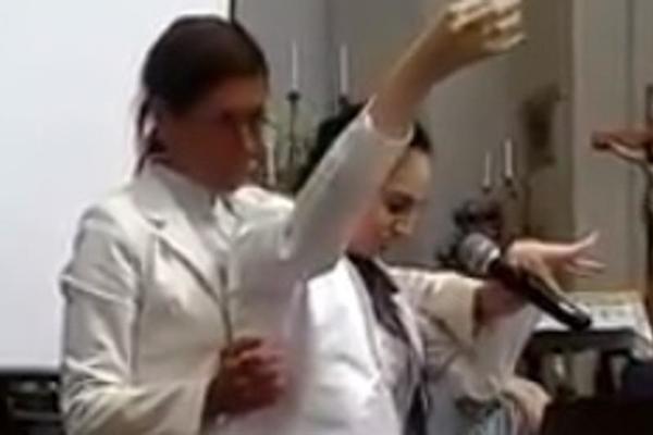 ALFINA IMA CERABRALNU PARALIZU, ali njen božanstveni glas bukvalno BACA LJUDE NA KOLENA! (VIDEO)