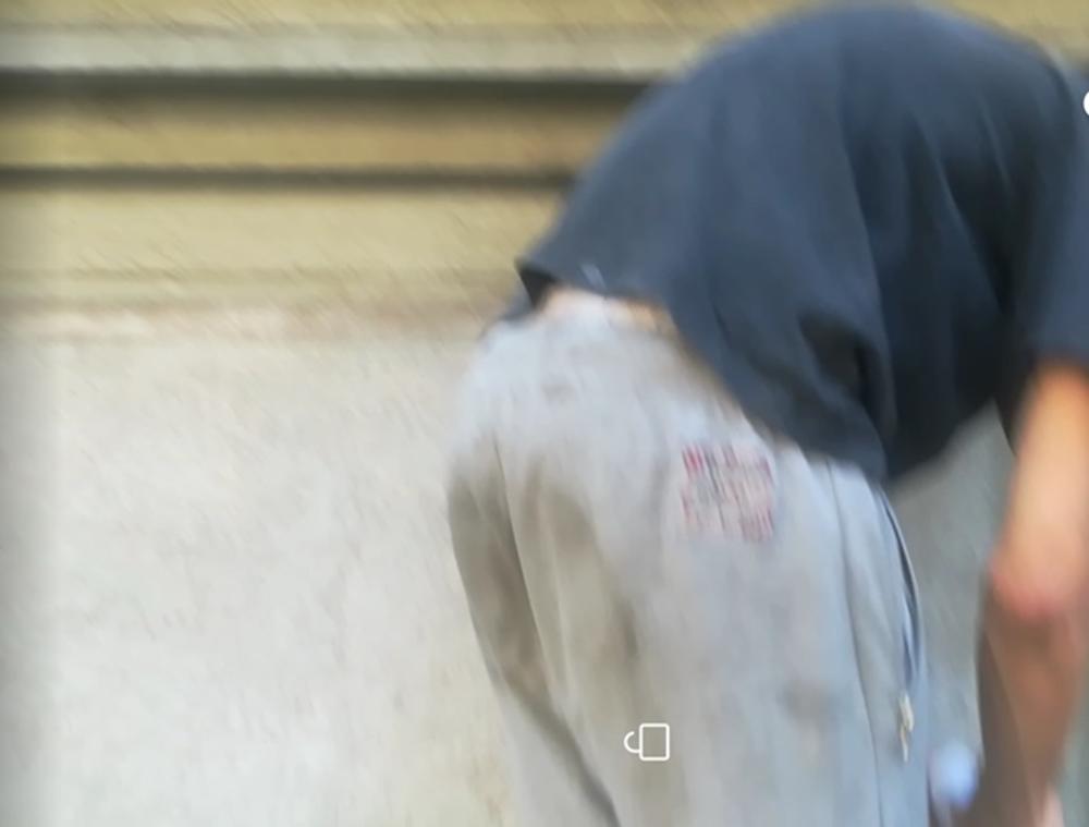 Priča o dečaku koji prosi pognute glave u Beogradu DOBILA JE NEVEROVATAN OBRT     