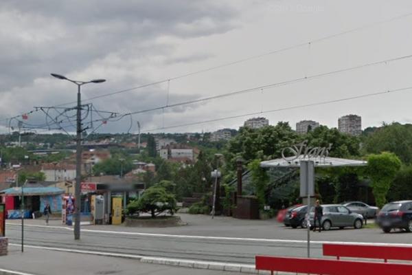 ZBOG NAGLOG KOČENJA PUTNICI ISEČENE RUKE! Drama u autobusu kod Franša, ŽENA PROLETELA KROZ STAKLO!