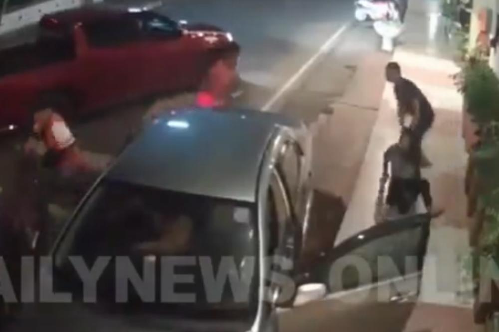 SNIMLJENA BRUTALNA OTMICA DEVOJKE NASRED ULICE: Okružili automobil, pa je nasilnički izvukli i s njom brisali patos! (VIDEO)