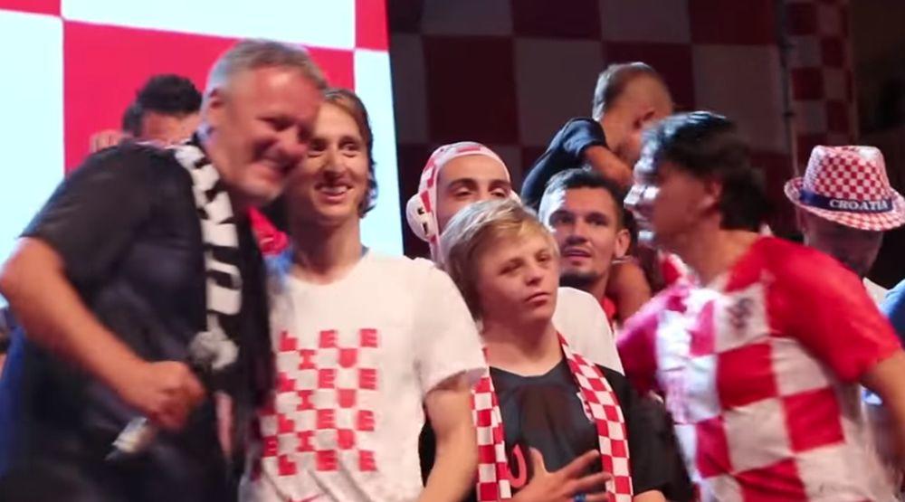 Marko Perković Tompson sa Lukom Modrićem i Zlatkom Dalićem na dočeku u Zagrebu  