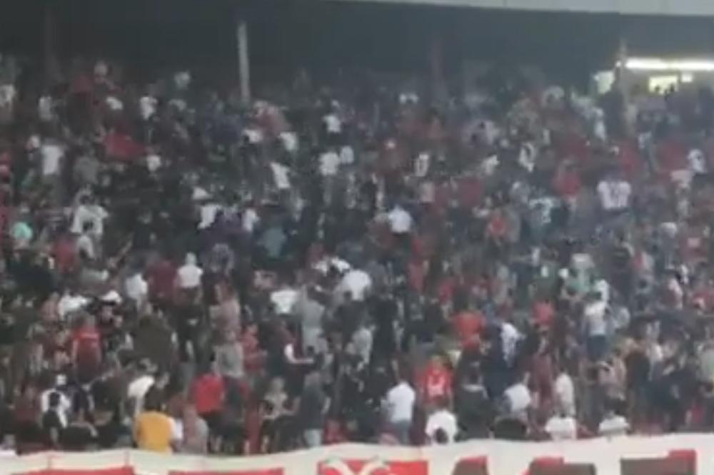 TUČA DELIJA NA SEVERU MARAKANE! Pijani klinci ili nešto više od toga?! (VIDEO)