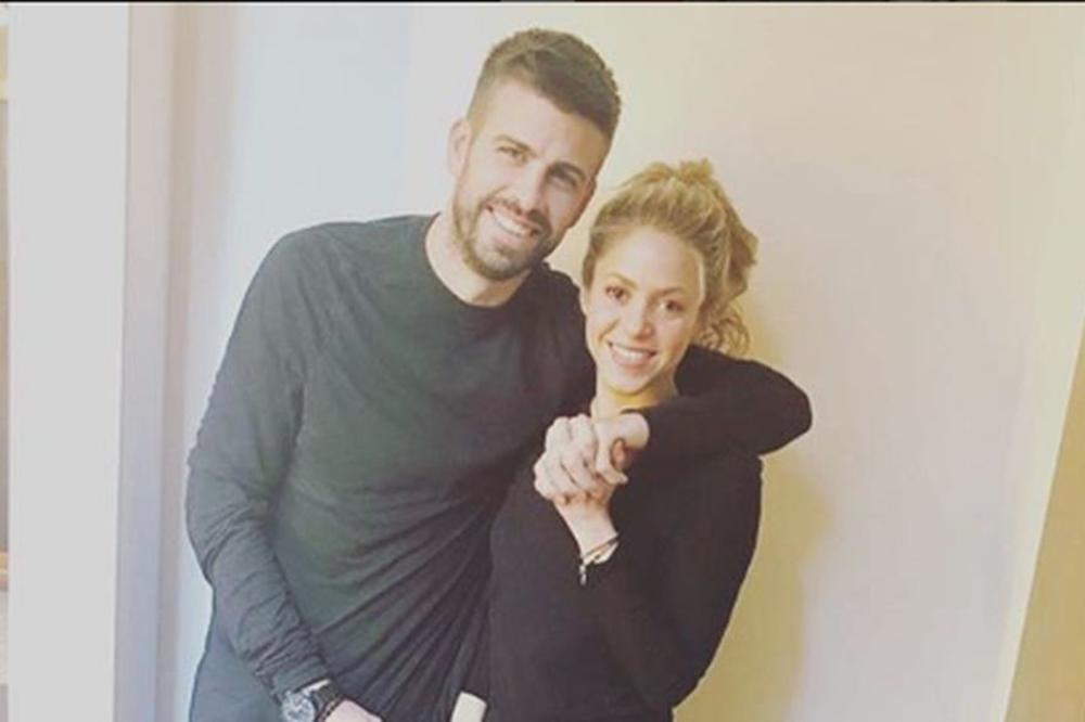 ĐERAR PIKE IMA NOVU DEVOJKU! Ljubavnica OTKRILA "prljave" poruke, Šakiri će se prevrnuti želudac! (FOTO)