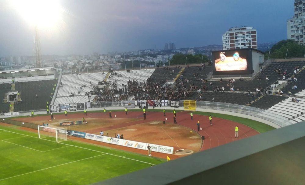 Tribine na stadionu Partizana deluju i više nego poluprazno  