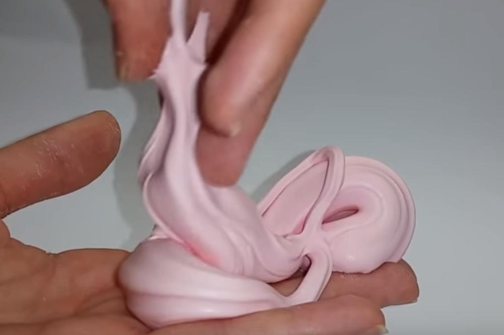 KAKO DA SAMI NAPRAVITE LJIGAVCA ZA DECU! Nije teško, a nije ni skupo! (VIDEO)