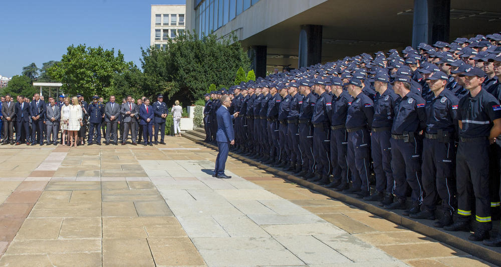 U radni odnos u Ministarstvo unutrašnjih poslova primljeno je više od 1.000 diplomiranih studenata Kriminalističko-policijske akademije   