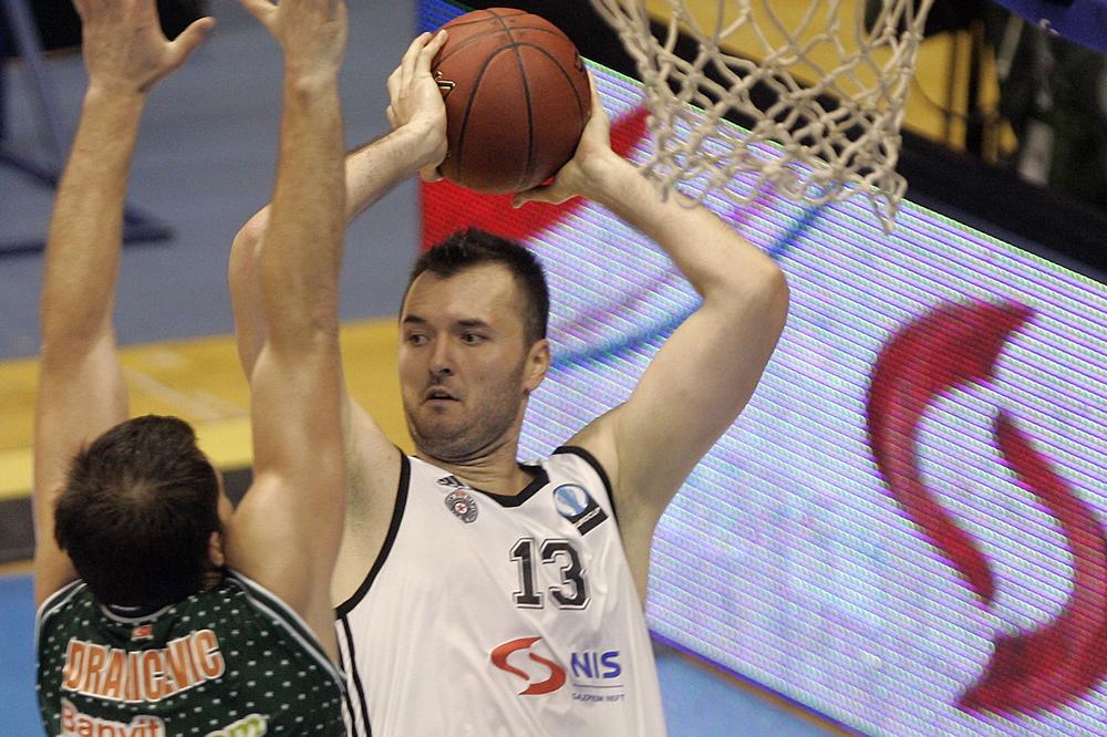 Horor za Mačvana, neizvesna čak i karijera: Nova teška povreda reprezentativca - hitna operacija u Nemačkoj!