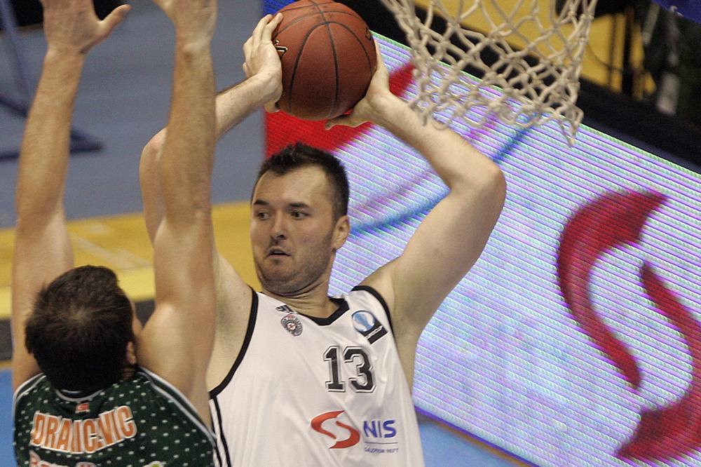 OSTOJA NAJAVIO: Milan Mačvan stiže u Pionir!