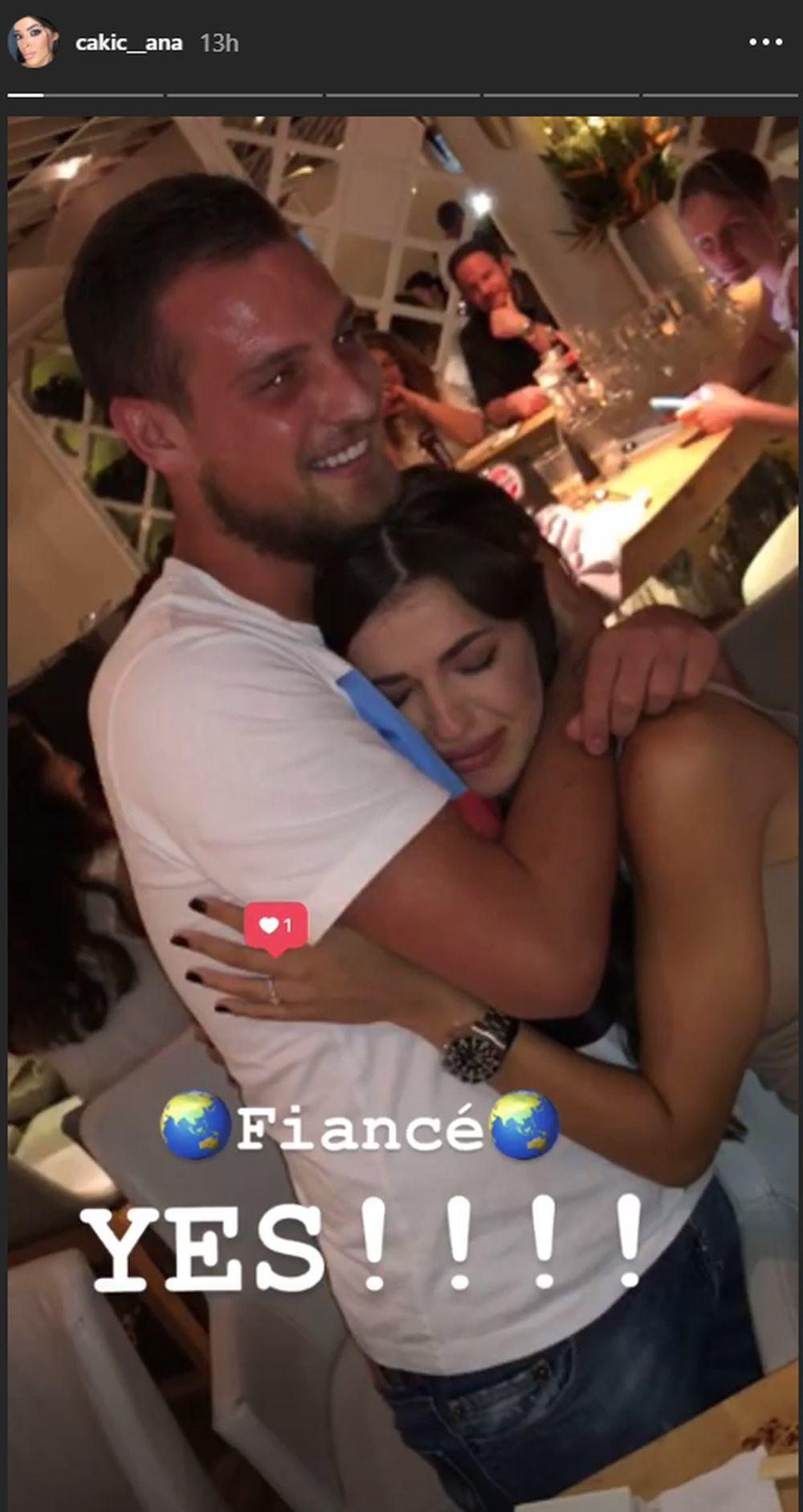 Ana Cakić i Predrag Rajković slave veridbu  