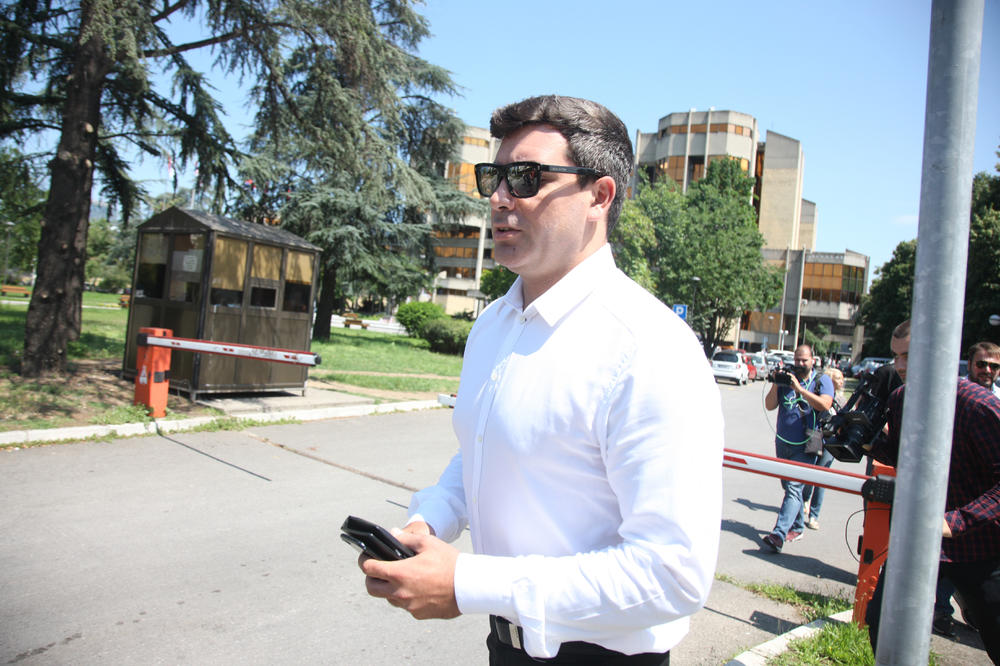 OVO NE MOŽE DA ODBIJE: Luka Lazukić ulazi u Zadrugu 2?!