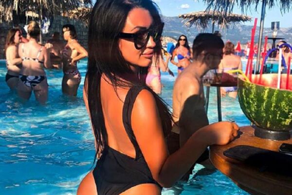 ŠUŠKA SE DA LUKA LAZUKIĆ ULAZI U ZADRUGU 2, A SADA SE ZNA ZA JOŠ JEDNO IME! Ona izgleda FATALNO a odala je JEDNA FOTOGRAFIJA!